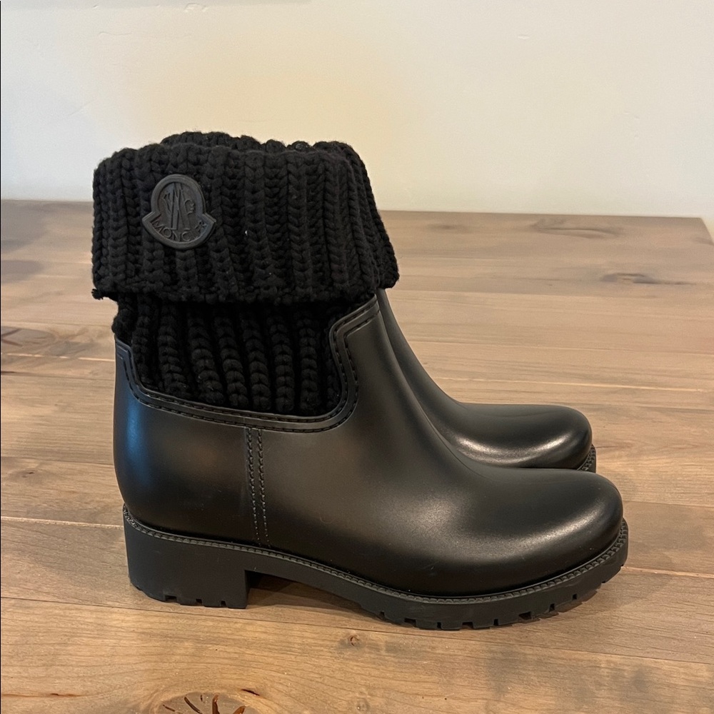 MONCLER Black Knit Cuff Chelsea Boots